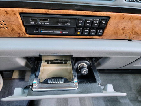 Used 1994 Buick Le Sabre Custom image 36