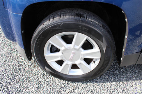 Used 2010 GMC Terrain SLE image 24