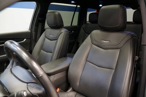 Certified 2022 Cadillac XT6 Premium Luxury image 14