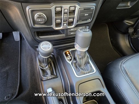 Used 2018 Jeep Wrangler Unlimited Sahara image 26