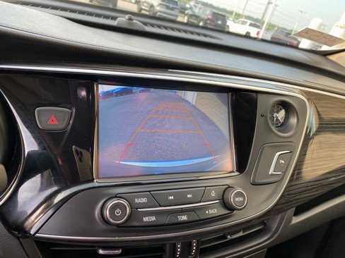 Used 2017 Buick Envision Essence image 24