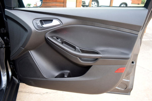 Used 2018 Ford Focus SE image 12
