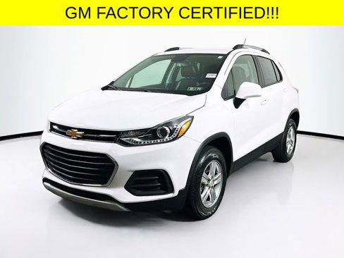 Certified 2022 Chevrolet Trax LT w/ LT Convenience Package image 3