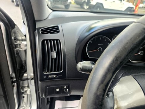 Used 2009 Hyundai Elantra image 27