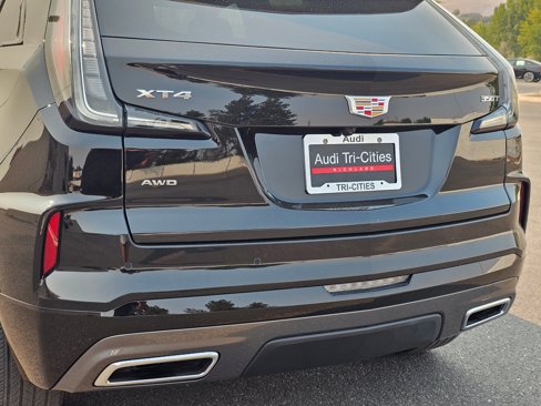 Used 2025 Cadillac XT4 Sport w/ Technology Package image 7