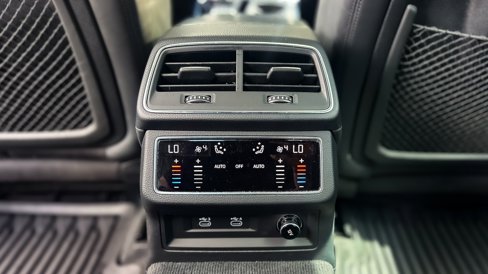 Used 2021 Audi S6 Premium Plus w/ Black Optic Package image 36