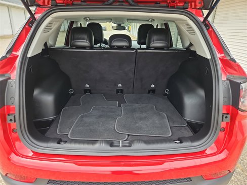Used 2021 Jeep Compass Latitude image 30