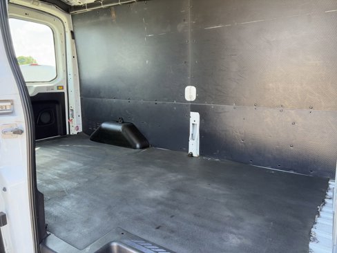Used 2019 Ford Transit 250 148 Medium Roof image 26
