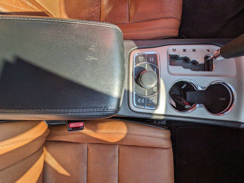 Used 2012 Jeep Grand Cherokee Overland image 19
