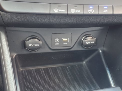 Used 2020 Hyundai Tucson SE image 20