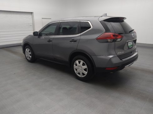 Used 2018 Nissan Rogue S image 3