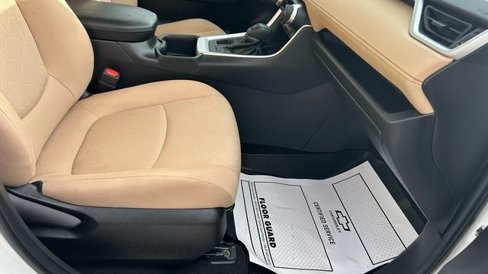 Used 2023 Toyota RAV4 XLE image 45
