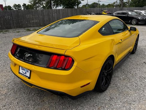 Used 2017 Ford Mustang Premium image 5