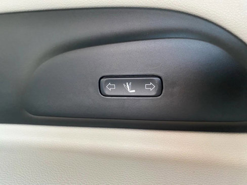 Used 2017 Chrysler Pacifica Limited w/ Advanced Safetytec Group image 31