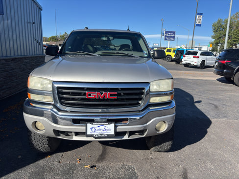 Used 2005 GMC Sierra 1500 SLT w/ Light Duty Power Package image 3