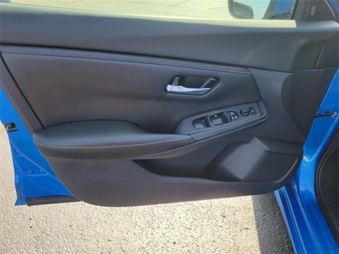 Used 2021 Nissan Sentra SV image 16