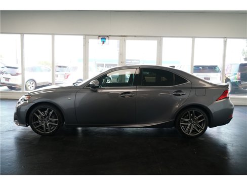 Used 2016 Lexus IS 200t image 4