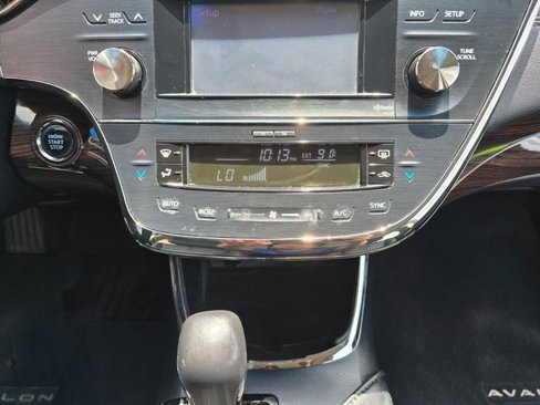Used 2013 Toyota Avalon XLE Touring image 15