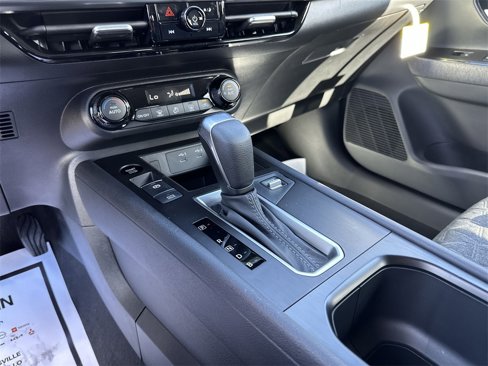 New 2026 Nissan Kicks SV image 19