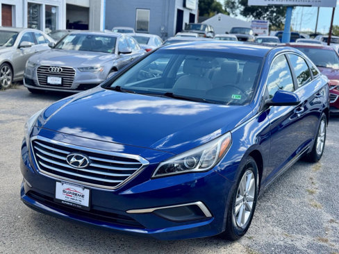 Used 2017 Hyundai Sonata SE image 2