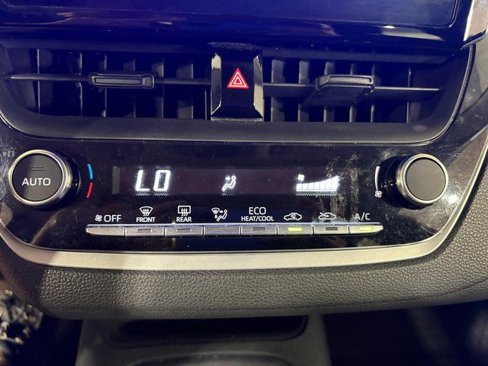 Used 2023 Toyota Corolla LE image 25