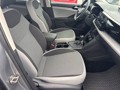 Certified 2023 Volkswagen Taos S image 21