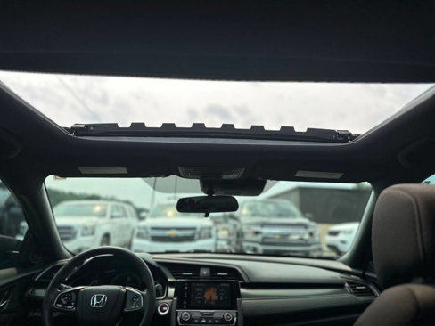 Used 2018 Honda Civic EX image 11