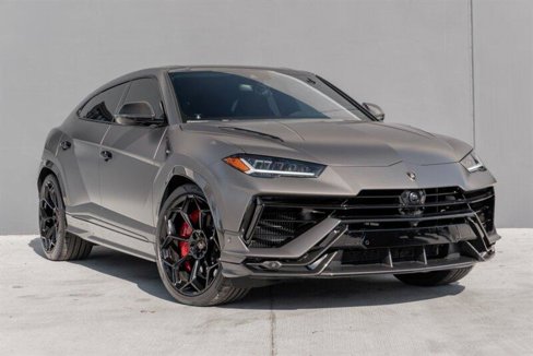 Used 2023 Lamborghini Urus Performante image 1