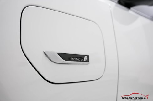 Used 2023 BMW 330e w/ M Sport Package image 7