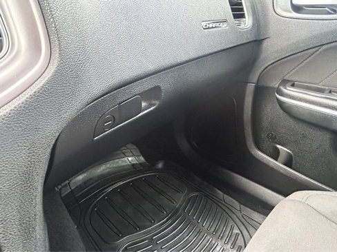 Used 2023 Dodge Charger SXT image 34