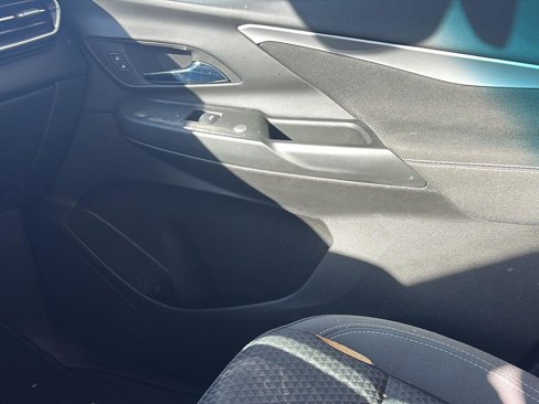 Used 2022 Chevrolet Bolt LT image 20