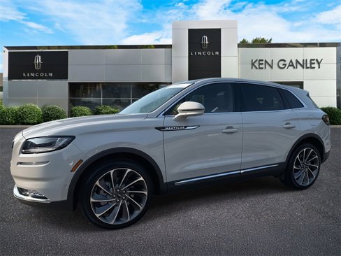 Used 2022 Lincoln Nautilus Reserve w/ Equipment Group 202A image 7