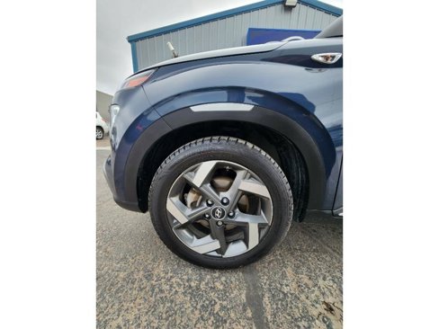 Used 2021 Hyundai Venue image 8