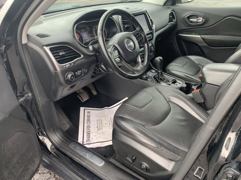 Used 2019 Jeep Cherokee Limited image 14