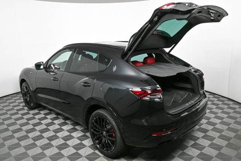 Certified 2022 Maserati Levante GT image 29