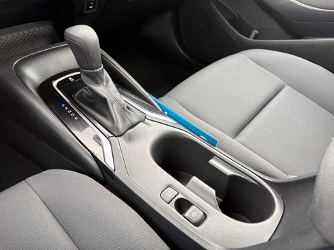 Used 2023 Toyota Corolla LE image 21
