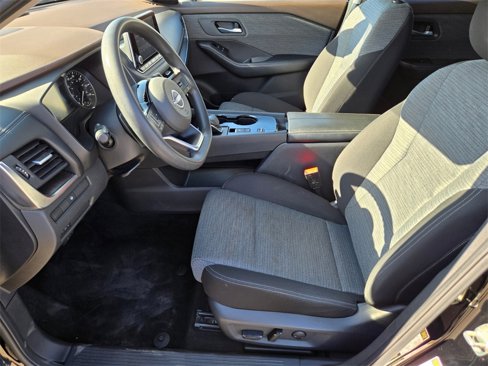 Used 2023 Nissan Rogue SV image 12