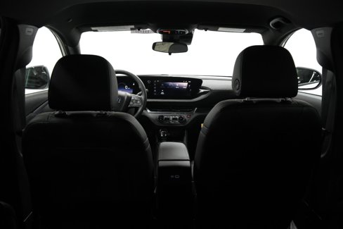 New 2025 Buick Envista Preferred image 14