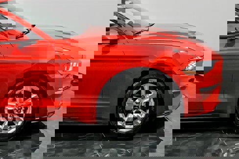 Used 2019 Ford Mustang Convertible image 14