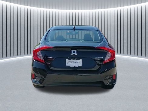 Used 2017 Honda Civic Touring image 6