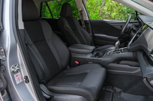 Used 2020 Subaru Outback Premium image 32