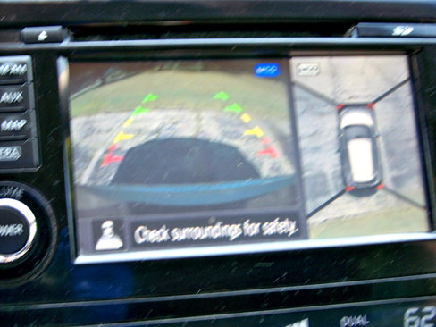 Used 2014 Nissan Rogue SV image 11
