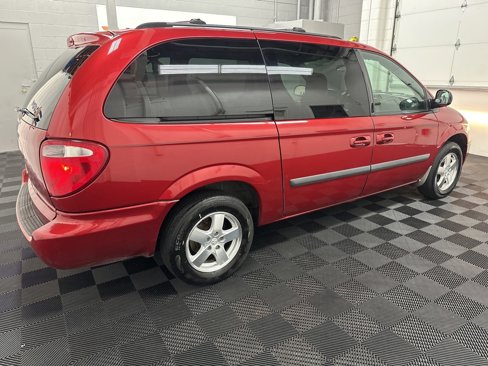 Used 2007 Dodge Grand Caravan SE image 10