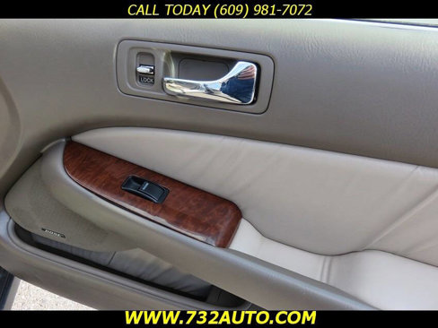 Used 1998 Acura RL image 21