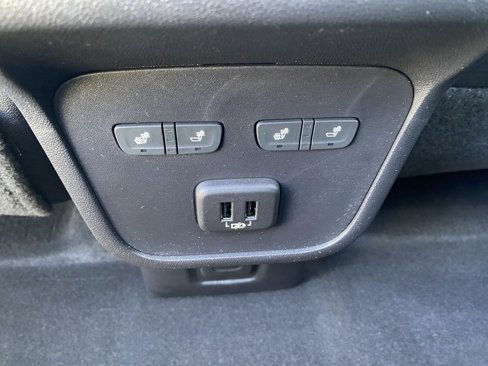 Used 2019 Chevrolet Equinox Premier image 18