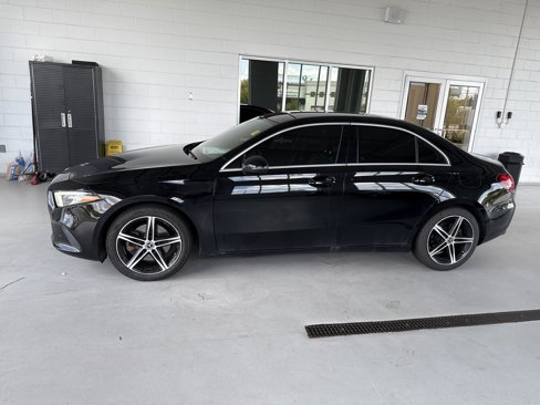 Used 2019 Mercedes-Benz A 220 image 3