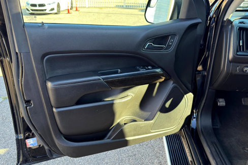 Used 2016 GMC Canyon SLE w/ SLE Convenience Package image 19