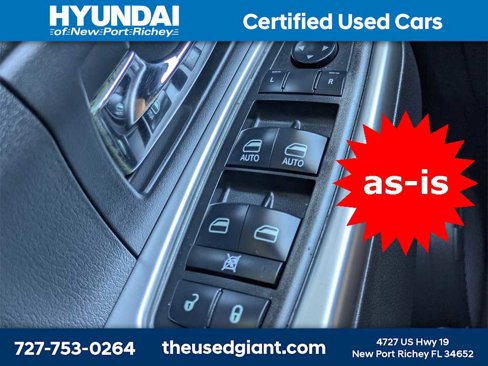 Used 2012 Jeep Liberty Arctic image 26
