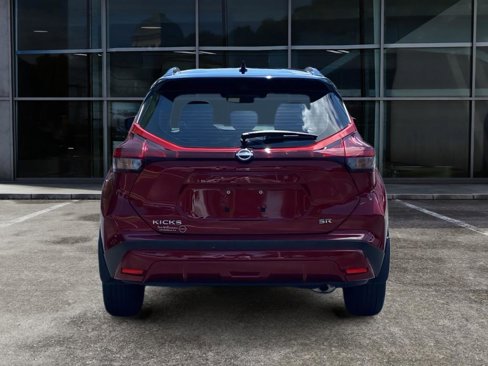 Used 2023 Nissan Kicks SR image 8