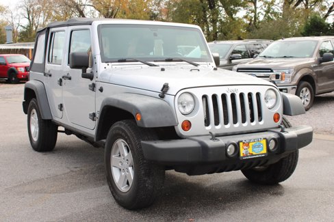 Used 2011 Jeep Wrangler Unlimited Sport image 11